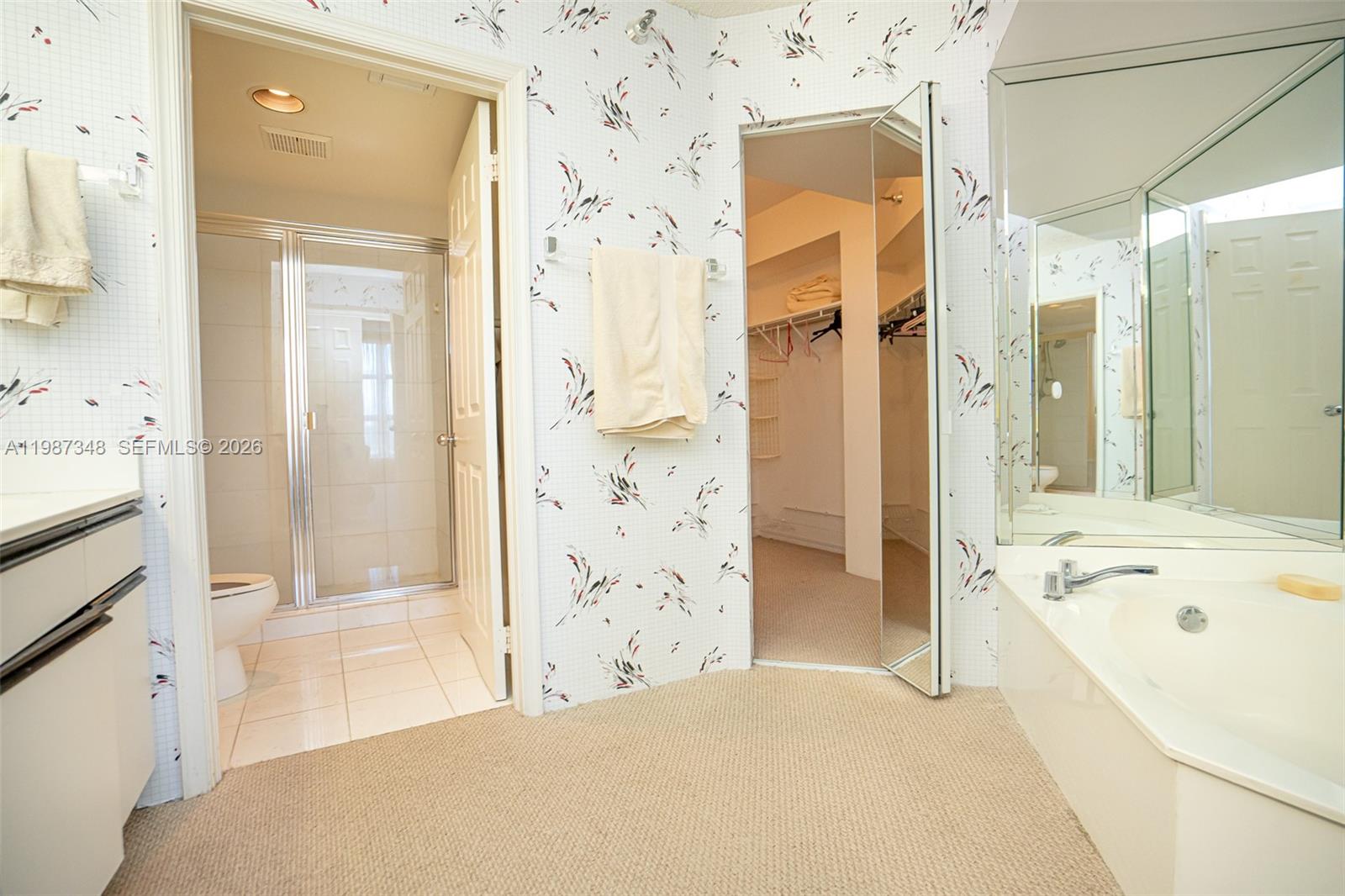 3530 Mystic Pointe Dr #1401, Aventura FL 33180