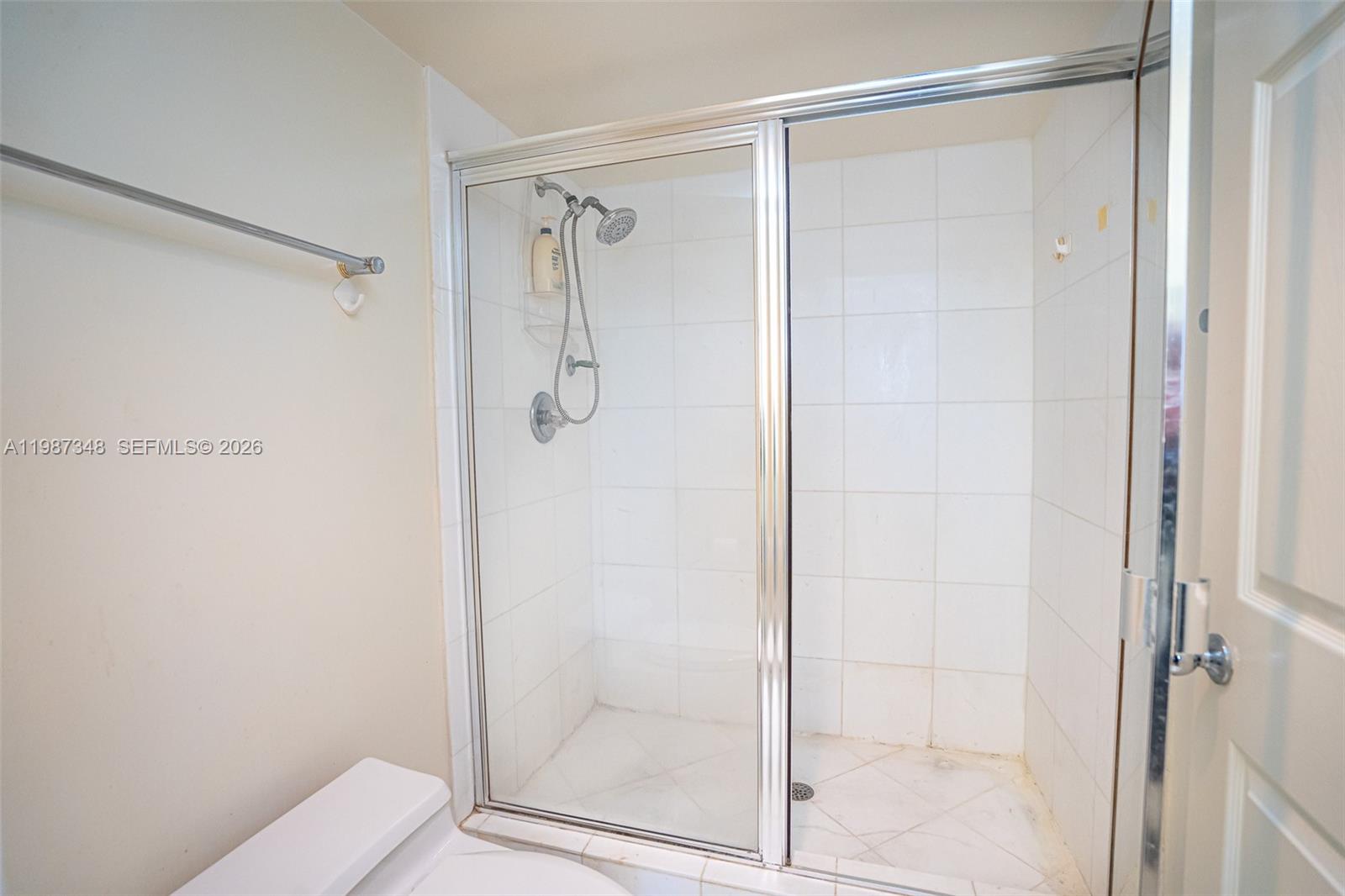 3530 Mystic Pointe Dr #1401, Aventura FL 33180