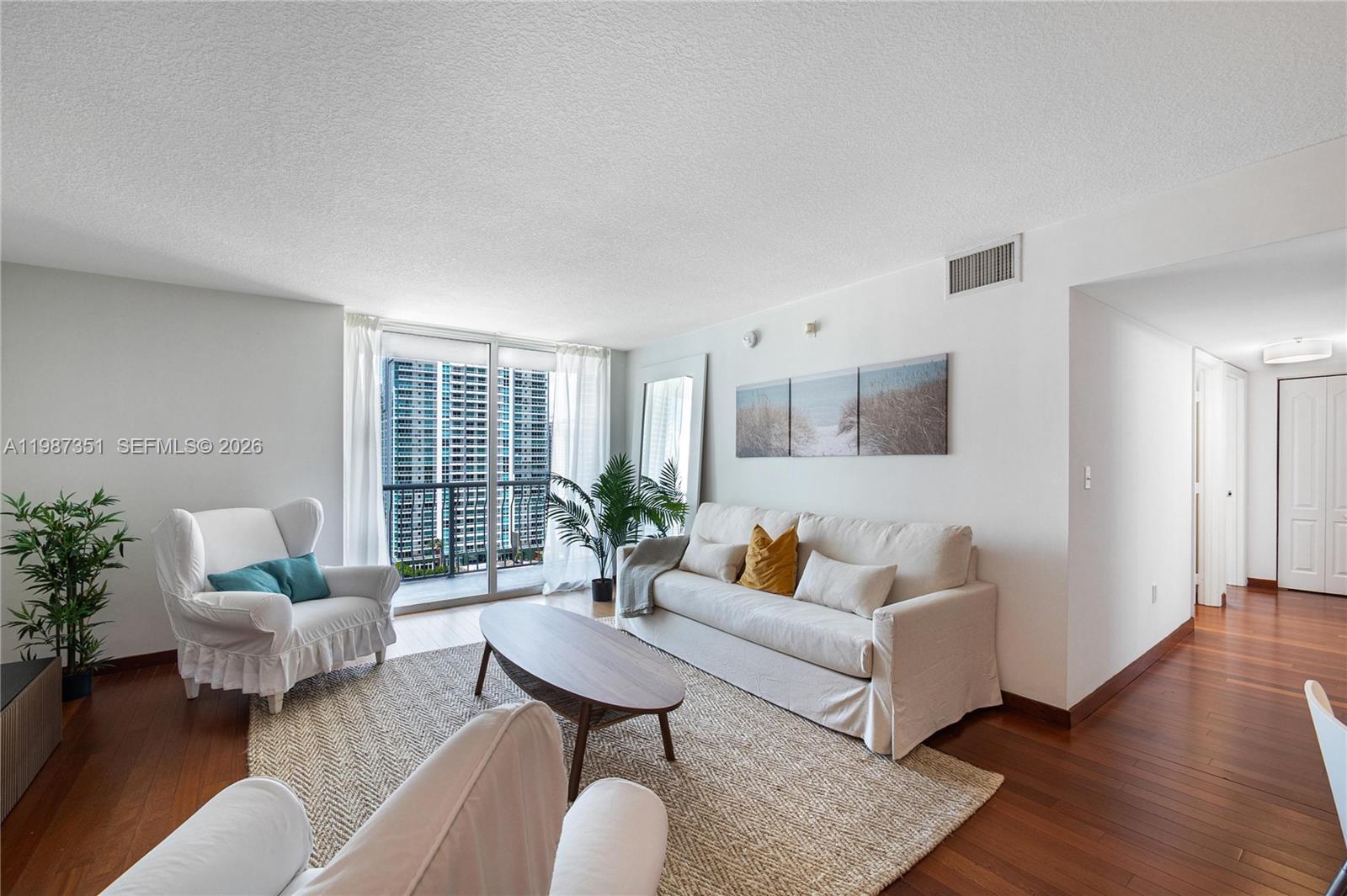 1200 Brickell Bay Dr #2824, Miami FL 33131