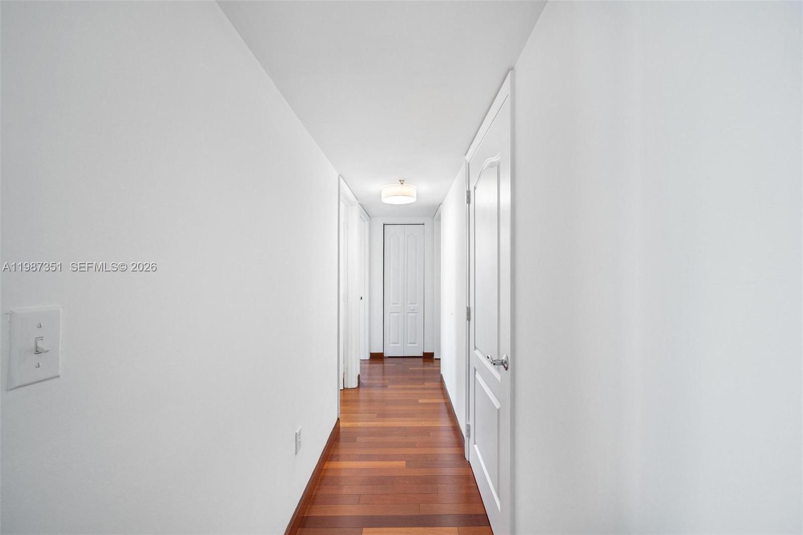 1200 Brickell Bay Dr #2824, Miami FL 33131