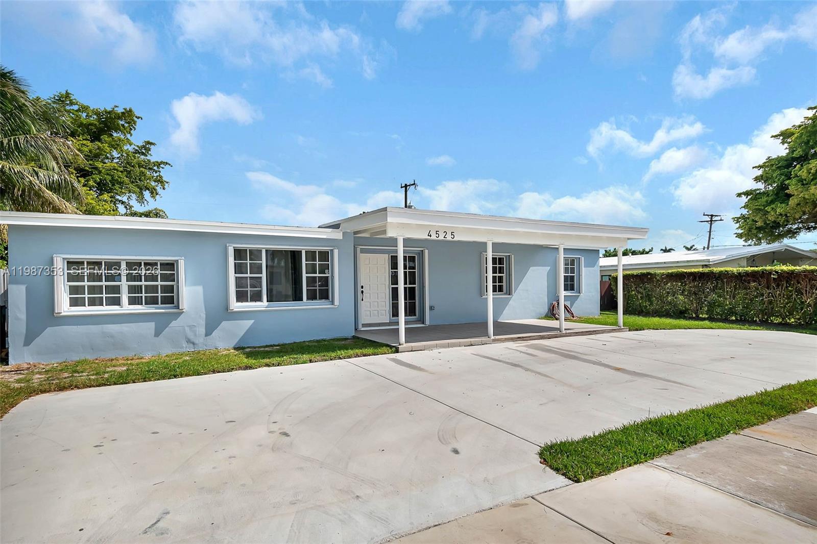 4525 SW 112th Pl, Miami FL 33165