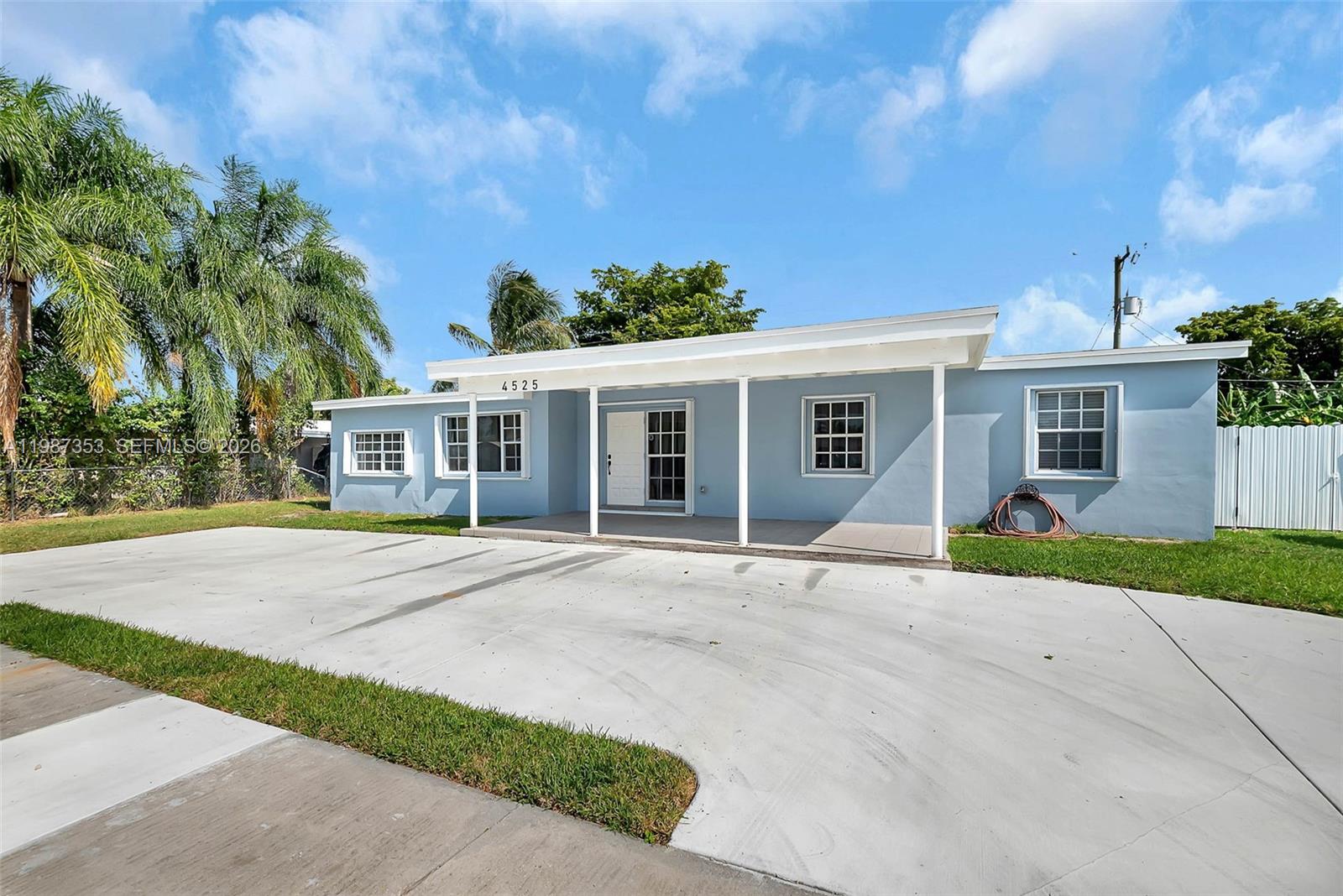 4525 SW 112th Pl, Miami FL 33165