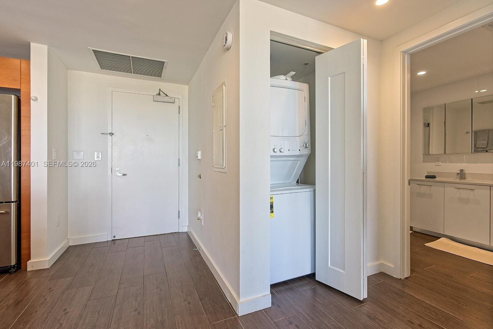 3250 NE 1st Ave #1006, Miami FL 33137