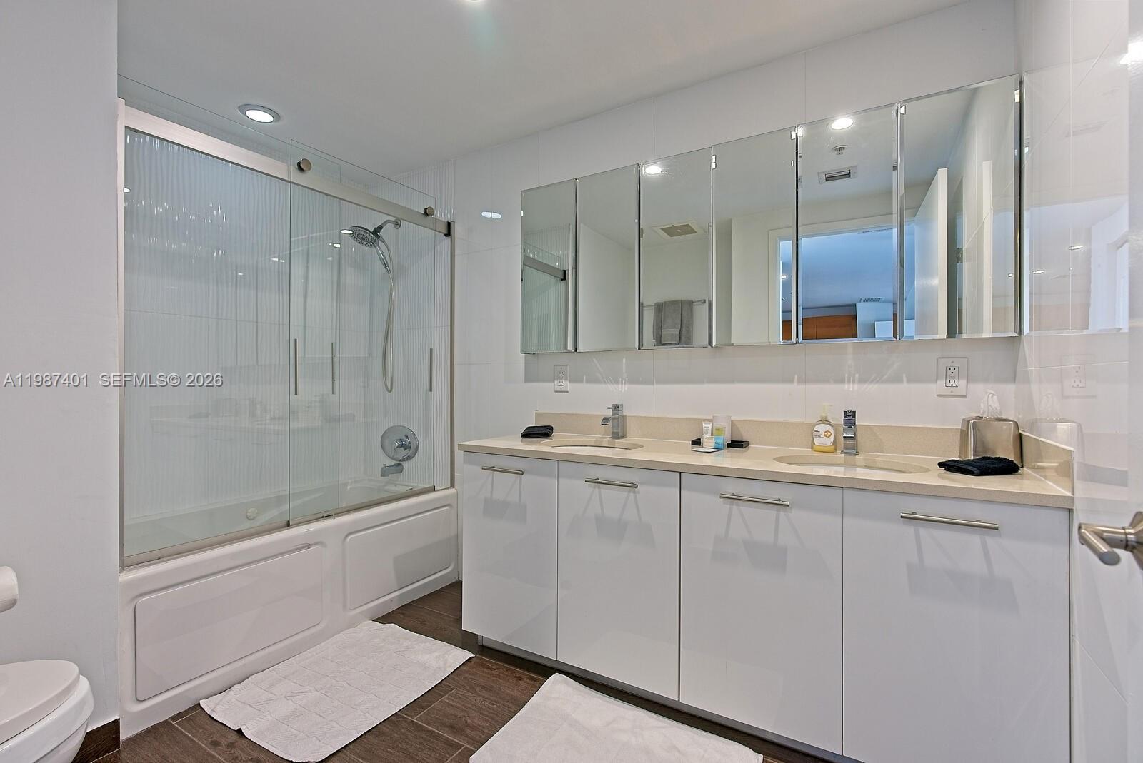 3250 NE 1st Ave #1006, Miami FL 33137