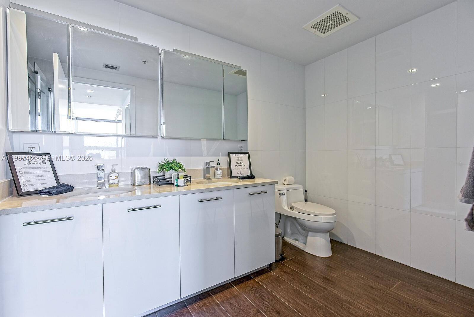 3250 NE 1st Ave #1006, Miami FL 33137