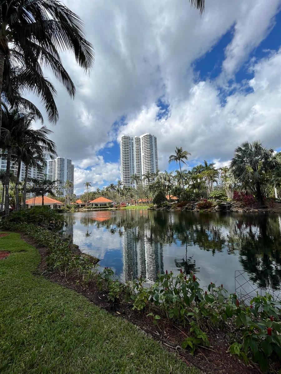 3530 Mystic Pointe Dr #1412, Aventura FL 33180