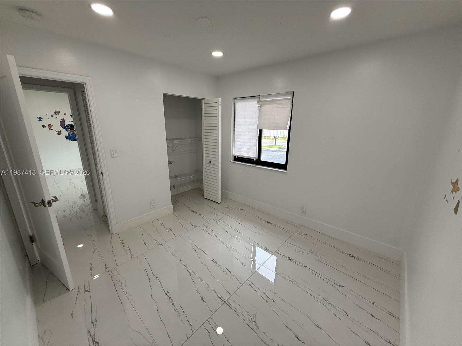 11100 NW 21st St, Sunrise FL 33322