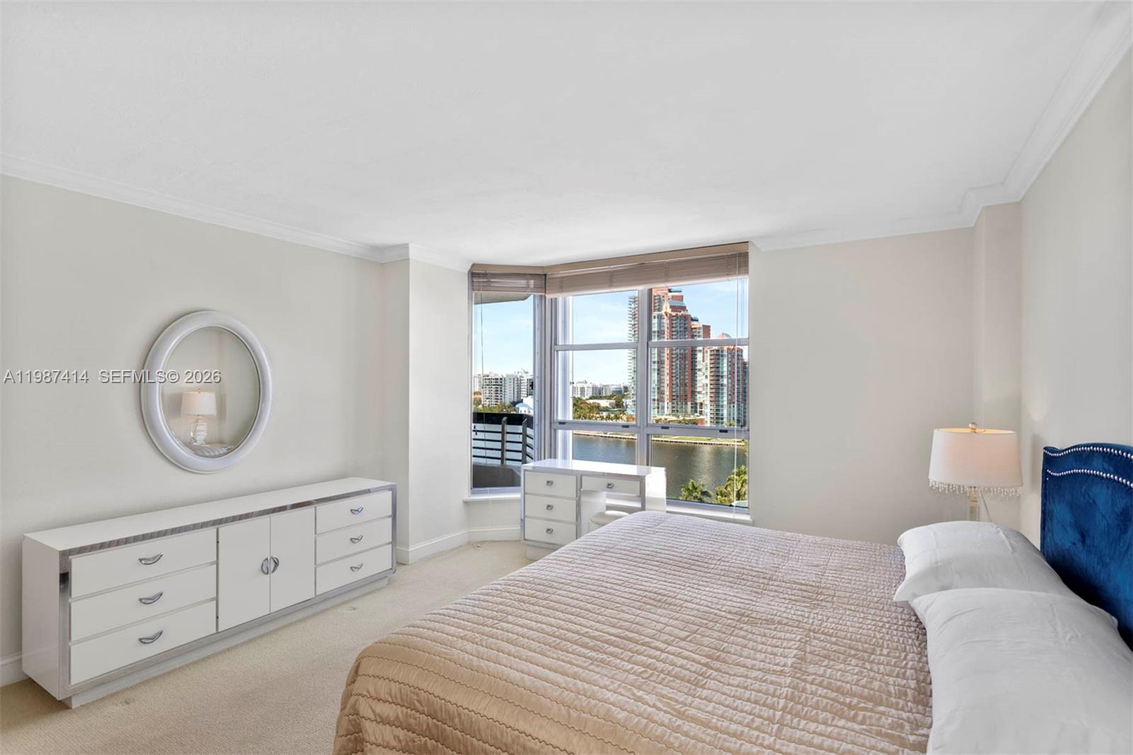 3600 Mystic Pointe Dr #1402, Aventura FL 33180