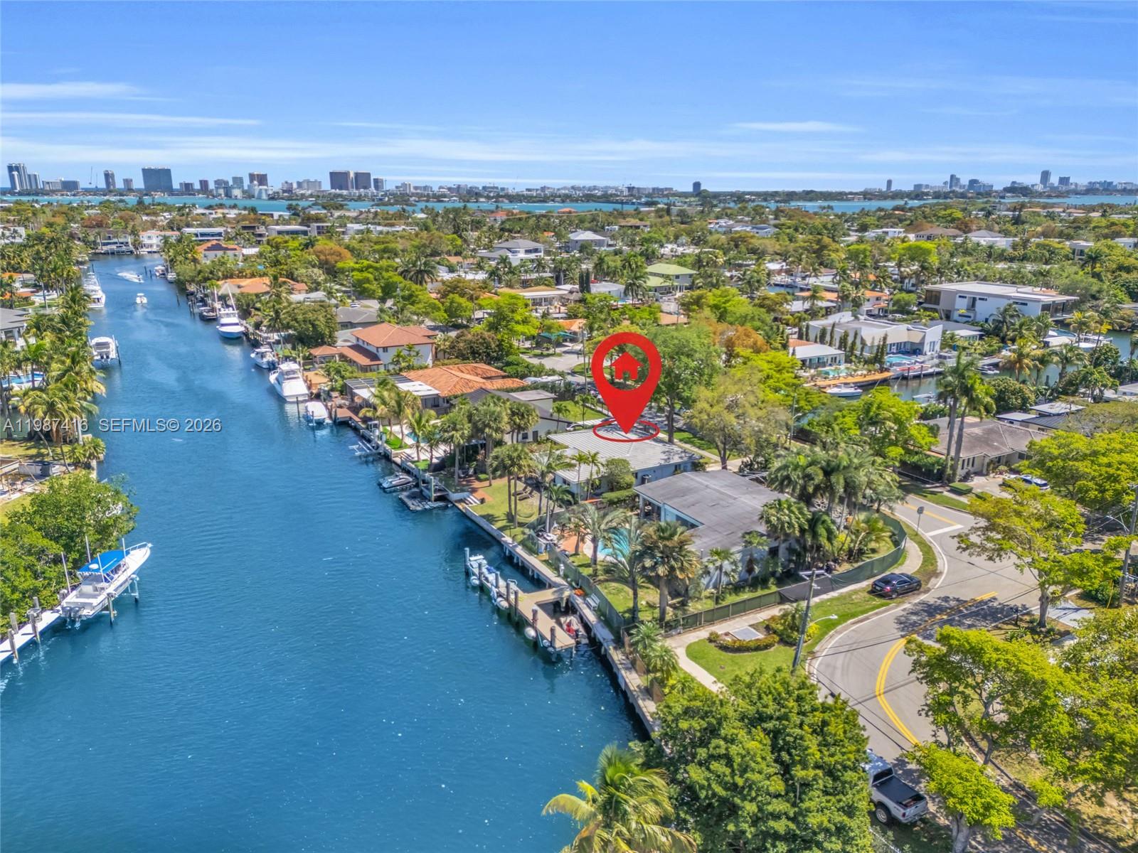 1995 Ixora Rd, North Miami FL 33181
