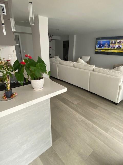 2201 S Ocean Dr #1507, Hollywood FL 33019