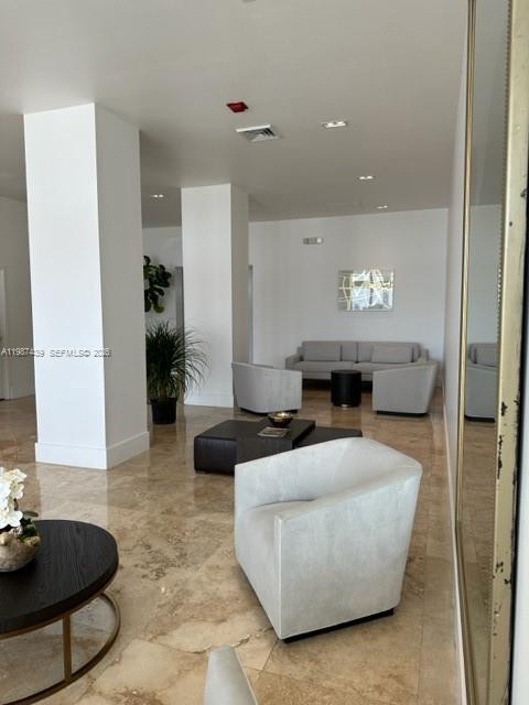 2201 S Ocean Dr #1507, Hollywood FL 33019