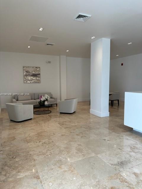 2201 S Ocean Dr #1507, Hollywood FL 33019