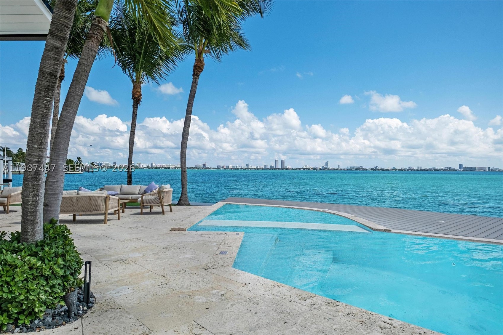1365 Bay Ter, North Bay Village FL 33141