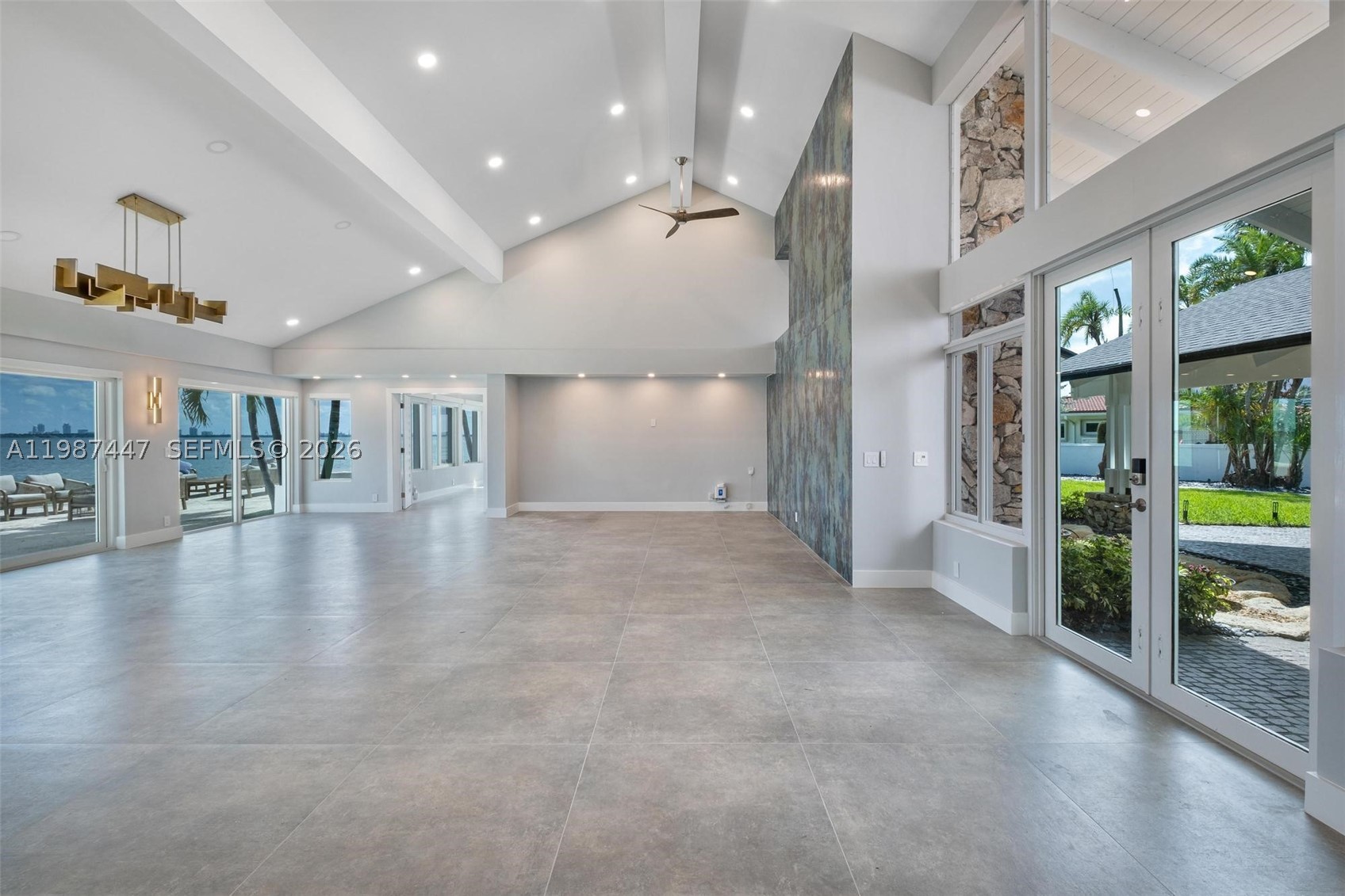 1365 Bay Ter, North Bay Village FL 33141