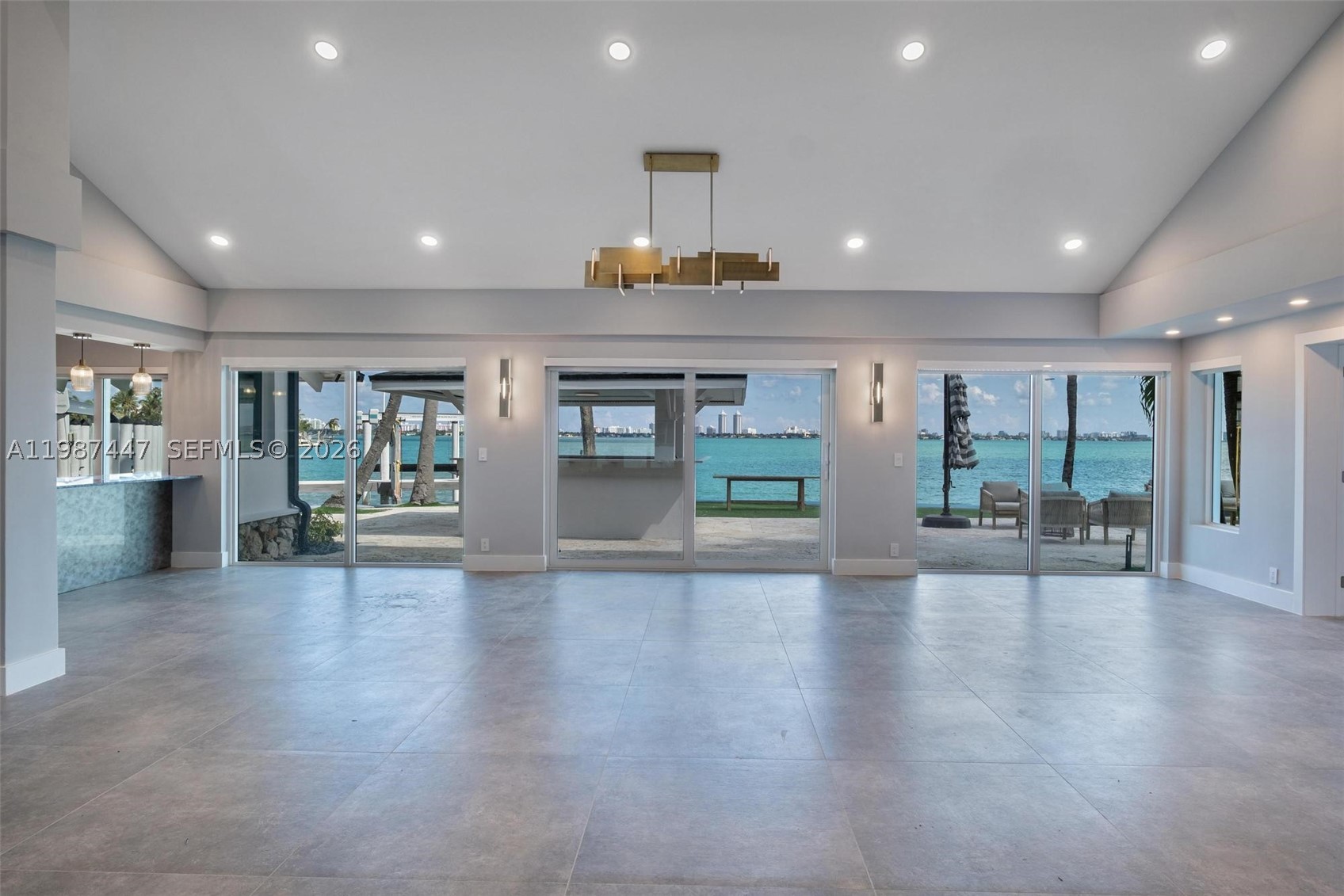 1365 Bay Ter, North Bay Village FL 33141