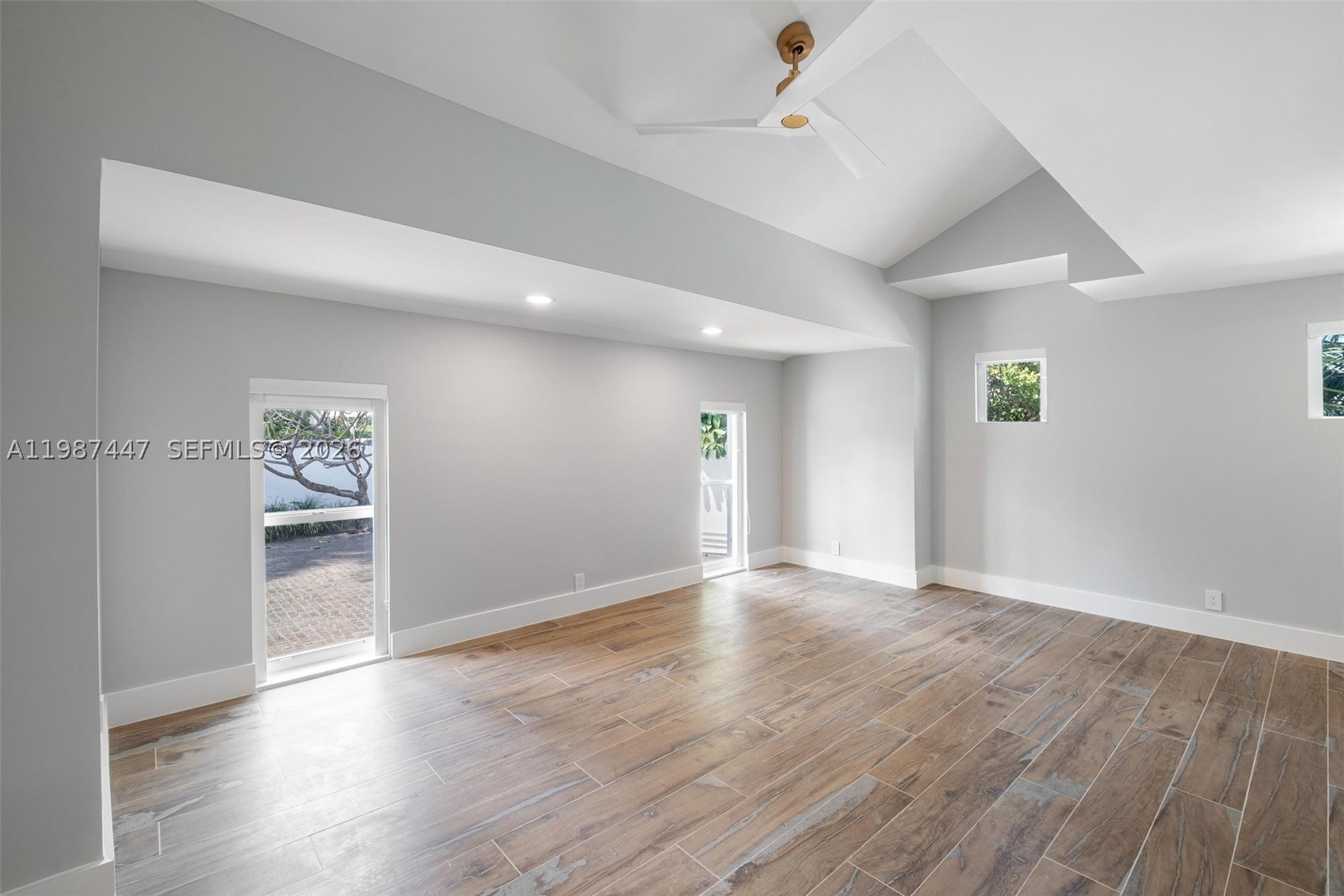 1365 Bay Ter, North Bay Village FL 33141