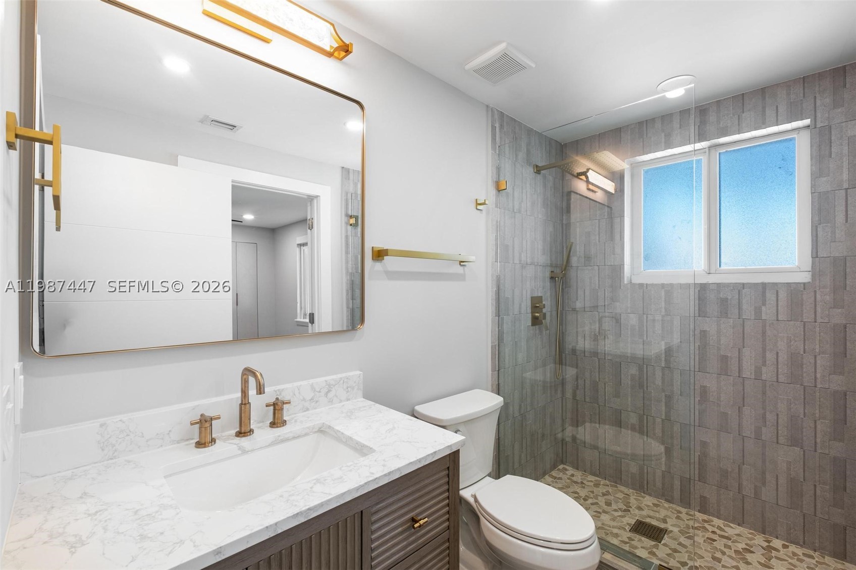 1365 Bay Ter, North Bay Village FL 33141