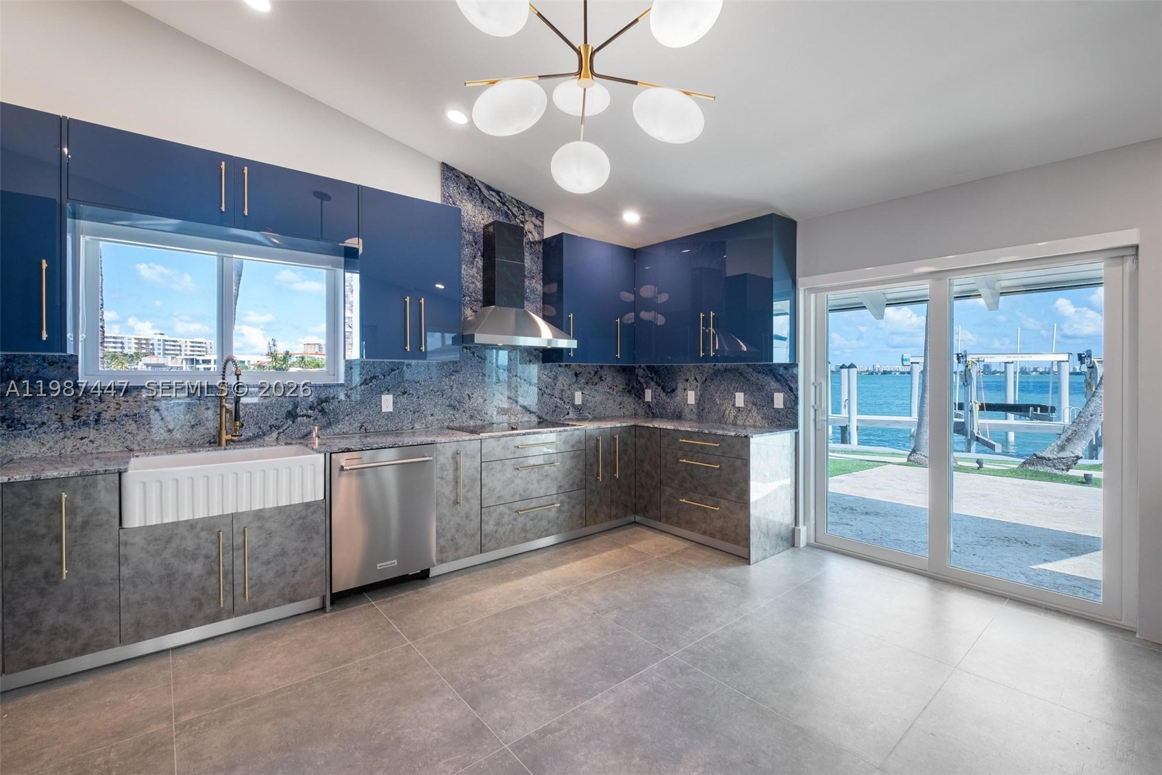 1365 Bay Ter, North Bay Village FL 33141