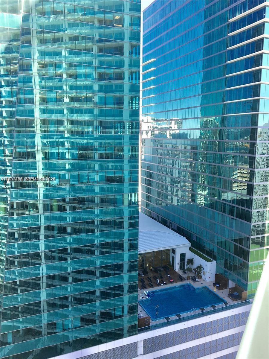 200 Biscayne Boulevard Way #3712, Miami FL 33131