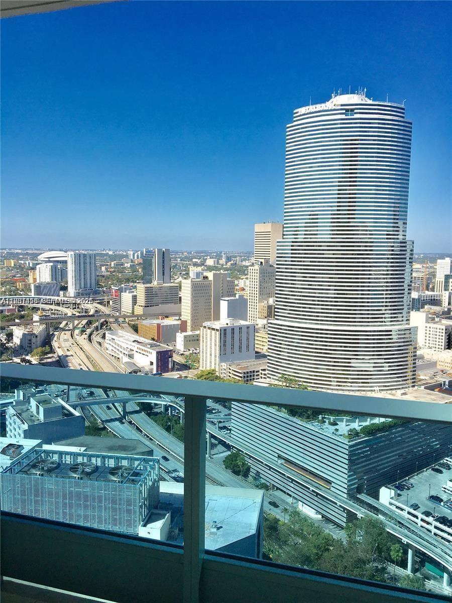 200 Biscayne Boulevard Way #3712, Miami FL 33131