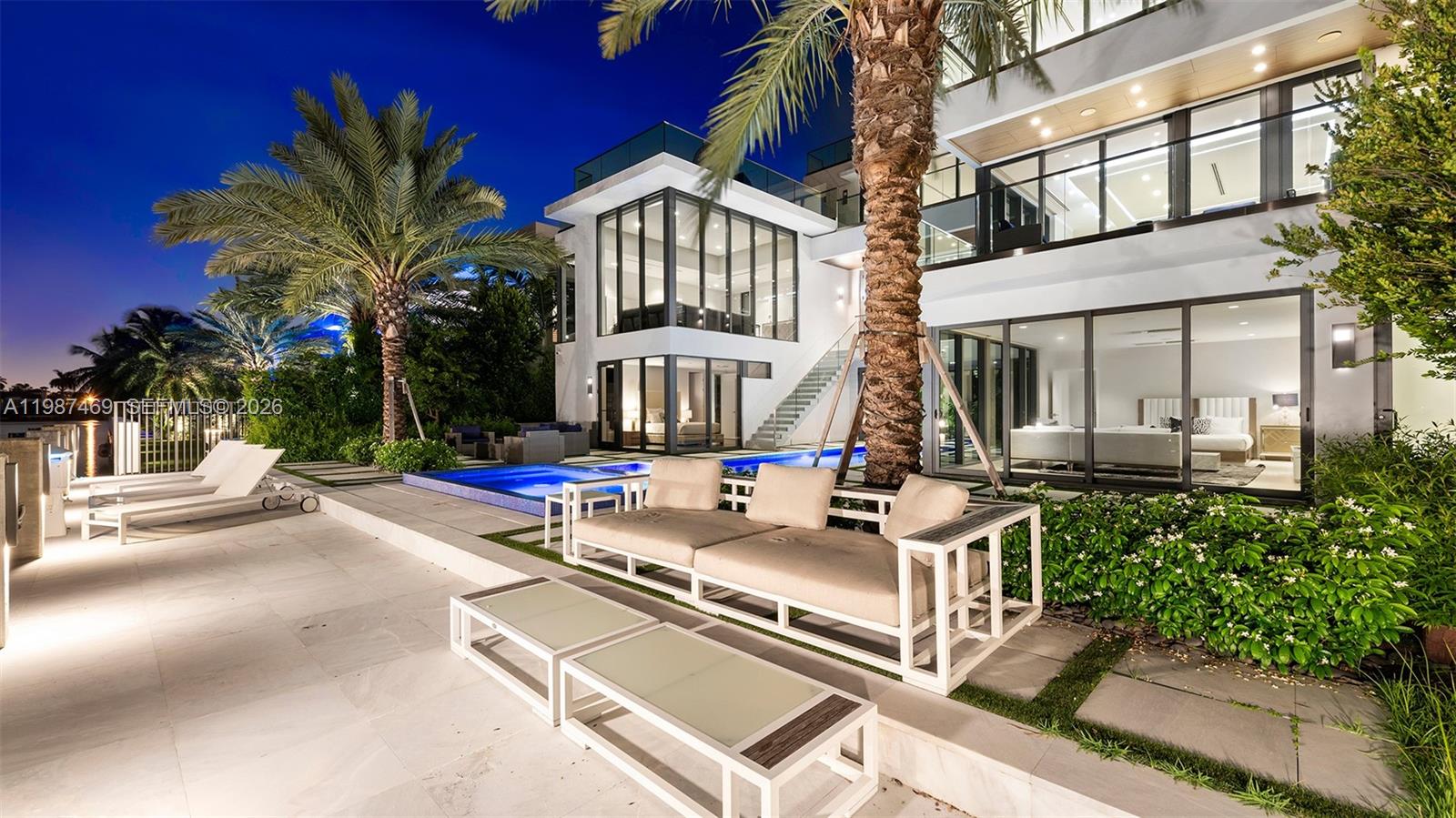 440 Mola Ave, Fort Lauderdale FL 33301