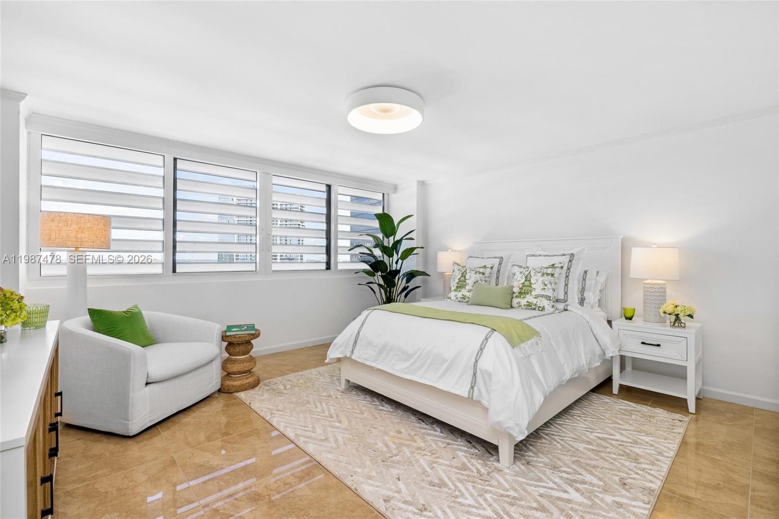 400 N Flagler Dr #2004, West Palm Beach FL 33401