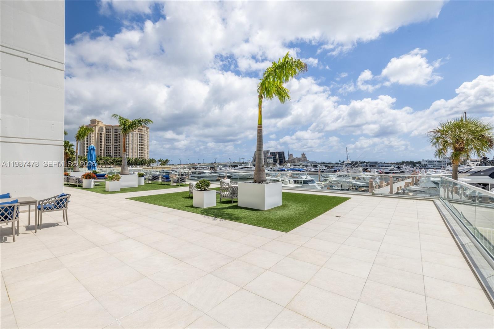 400 N Flagler Dr #2004, West Palm Beach FL 33401