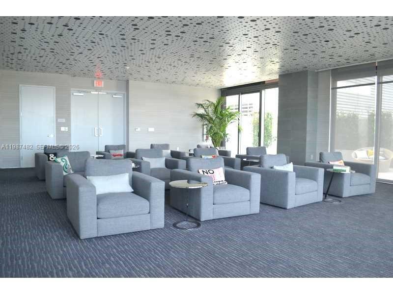 460 NE 28th St #3705, Miami FL 33137