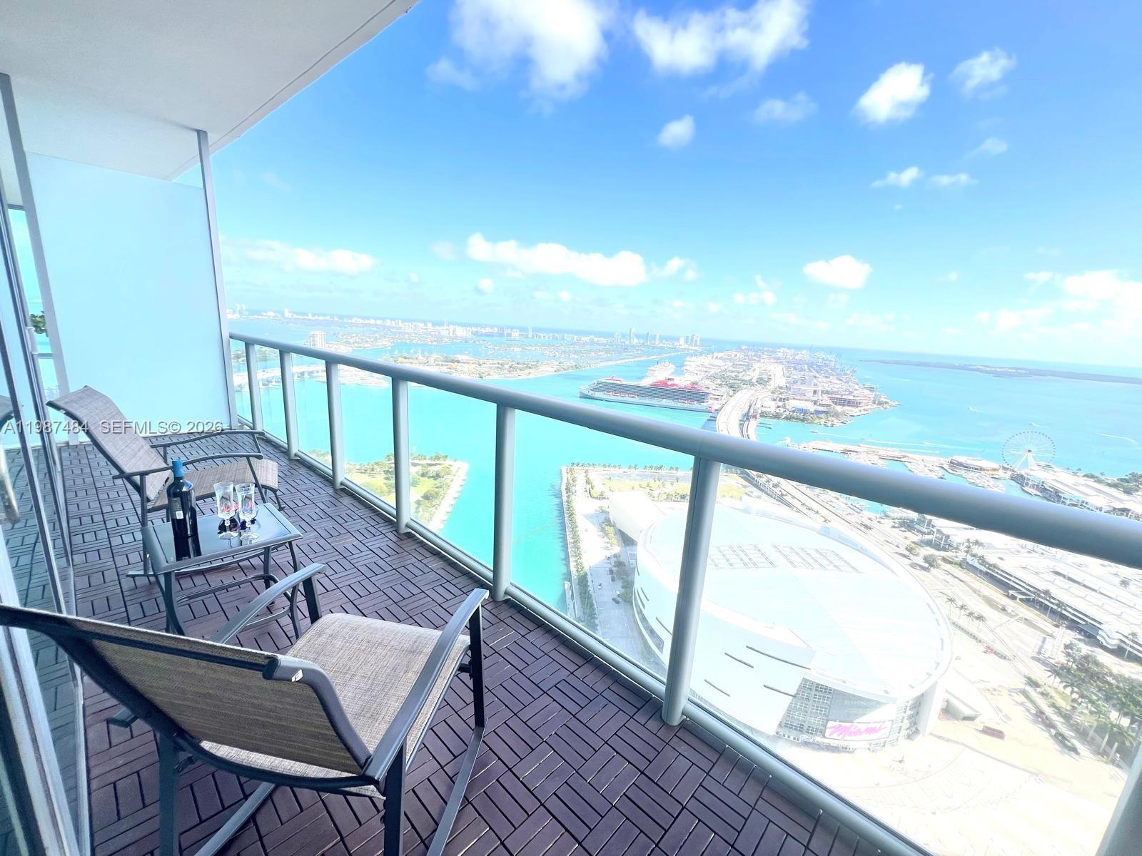 888 Biscayne Blvd #4807, Miami FL 33132