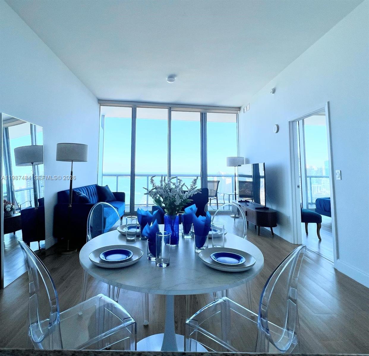 888 Biscayne Blvd #4807, Miami FL 33132