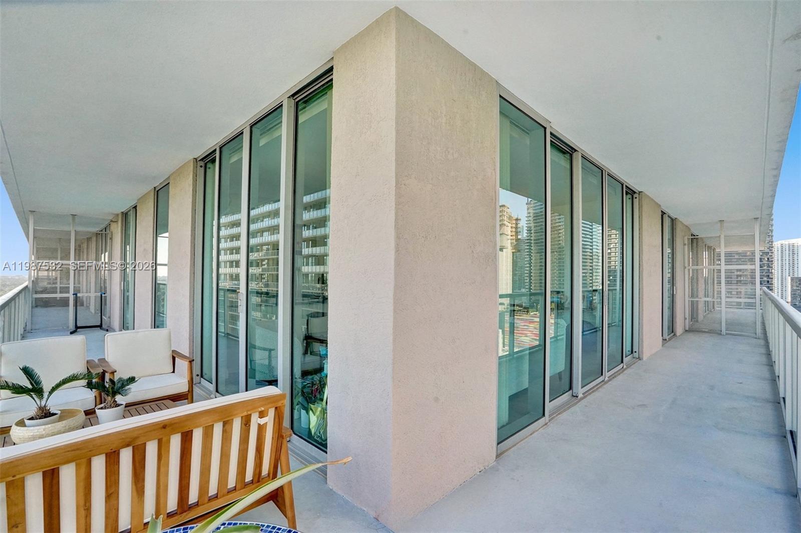 1111 SW 1st Ave #2319-N, Miami FL 33130