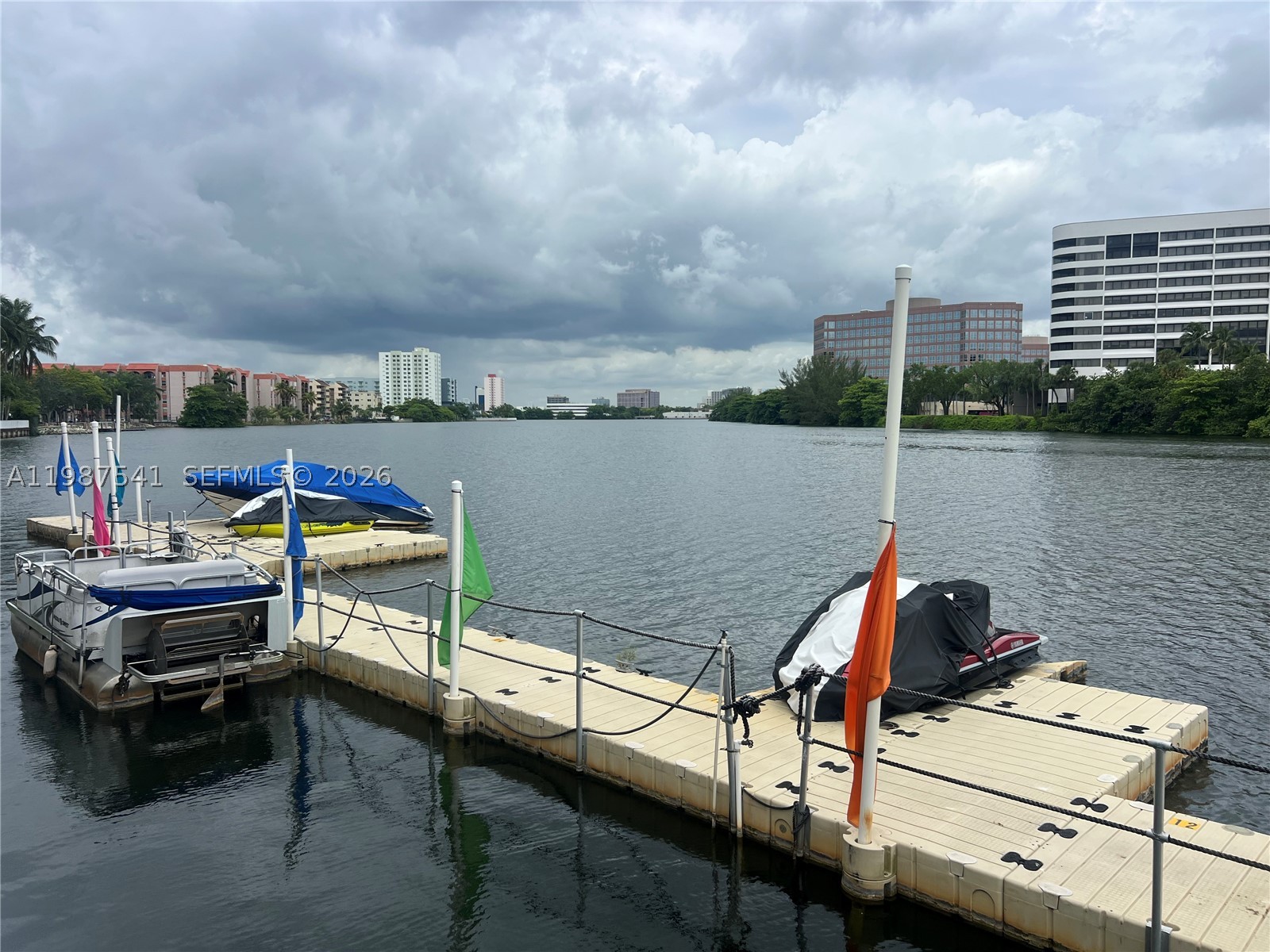 5077 NW 7th St #917, Miami FL 33126