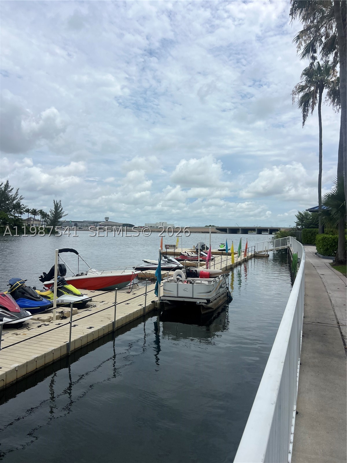 5077 NW 7th St #917, Miami FL 33126