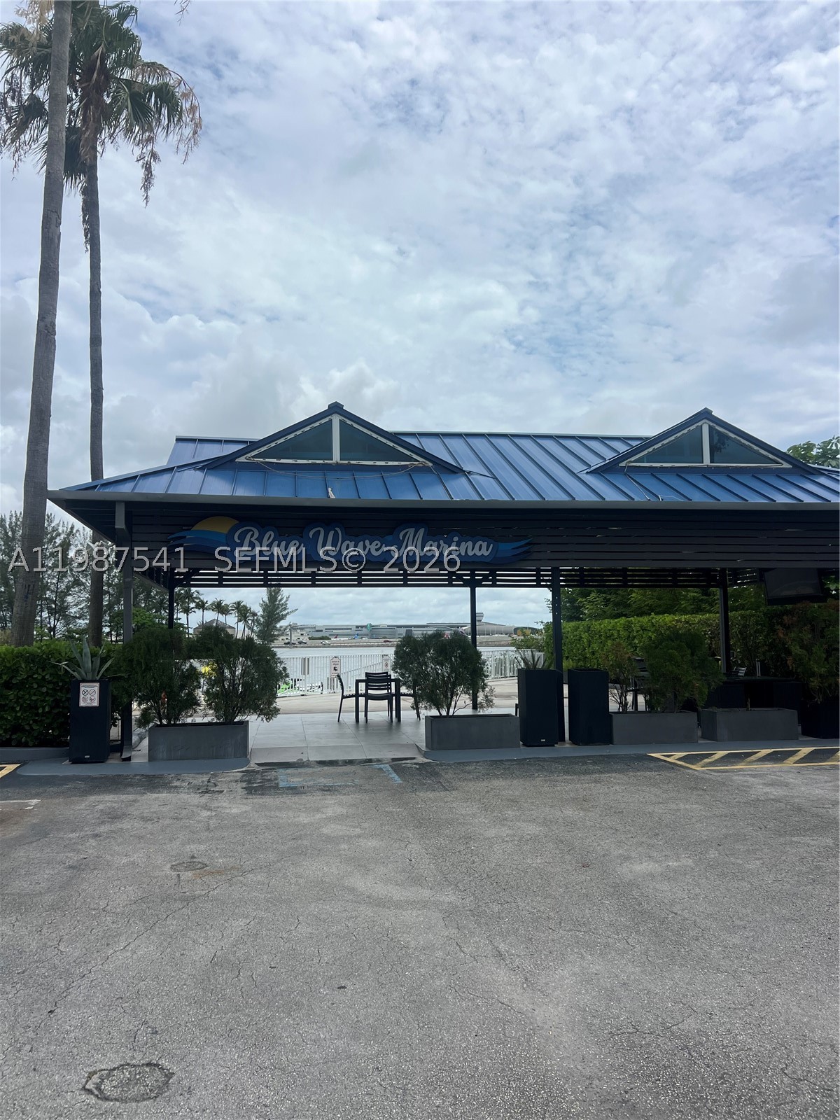 5077 NW 7th St #917, Miami FL 33126