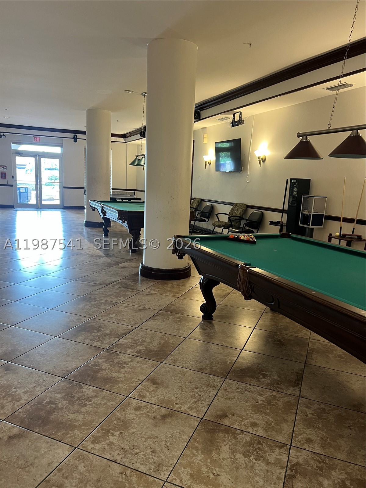 5077 NW 7th St #917, Miami FL 33126