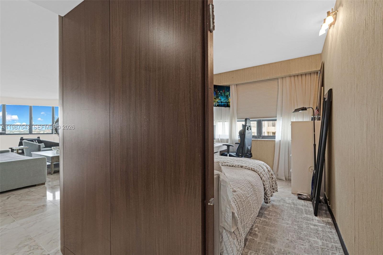 10175 Collins Ave #1207, Bal Harbour FL 33154
