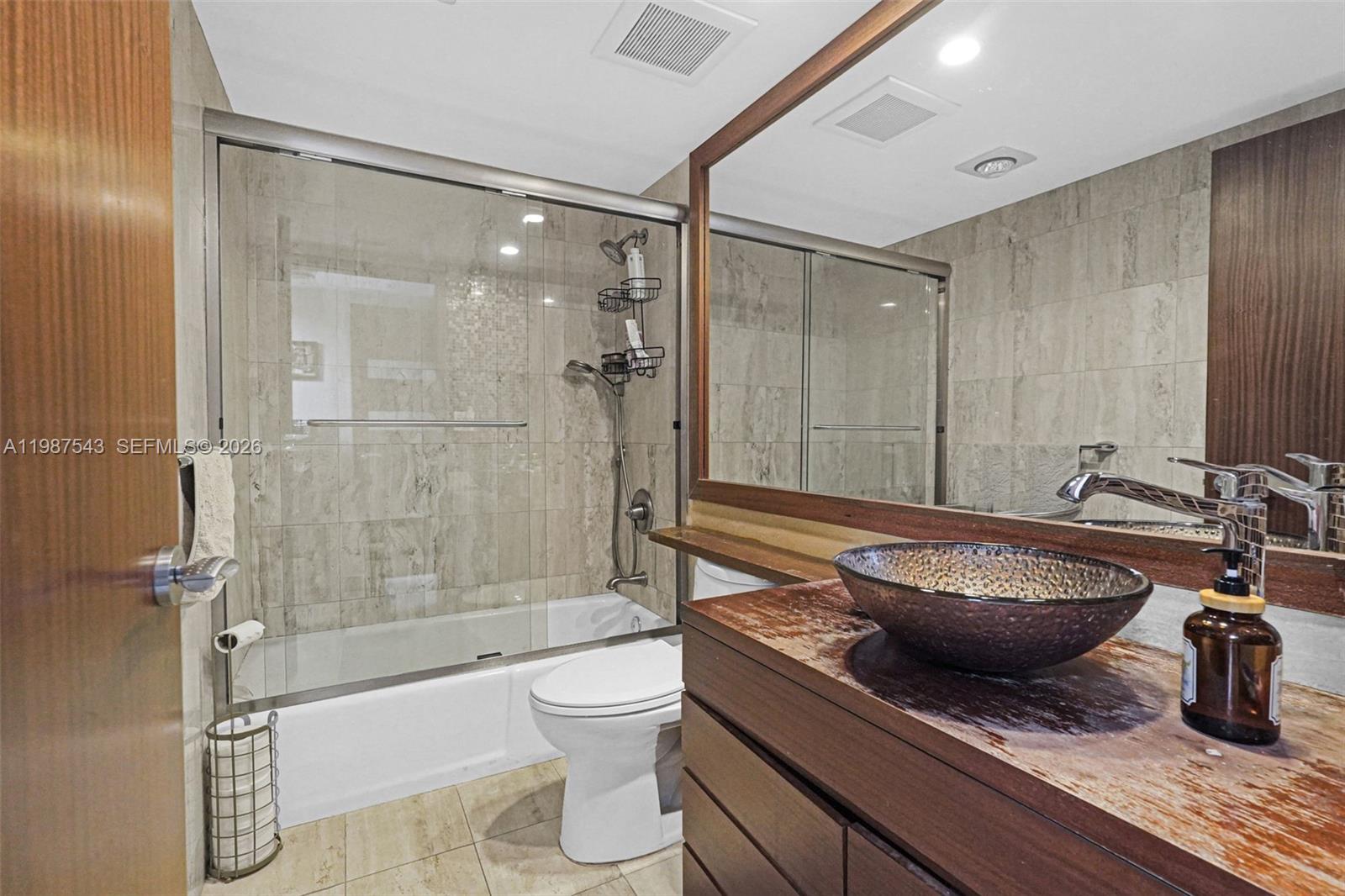 10175 Collins Ave #1207, Bal Harbour FL 33154