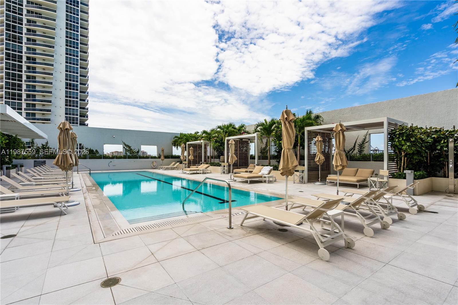 450 Alton Rd #2005, Miami Beach FL 33139