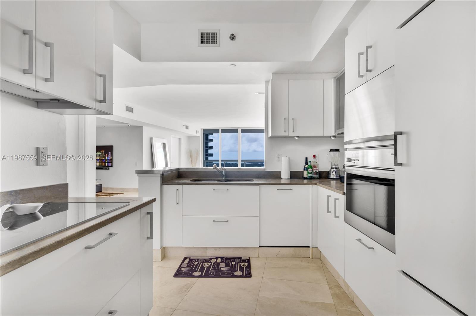 450 Alton Rd #2005, Miami Beach FL 33139