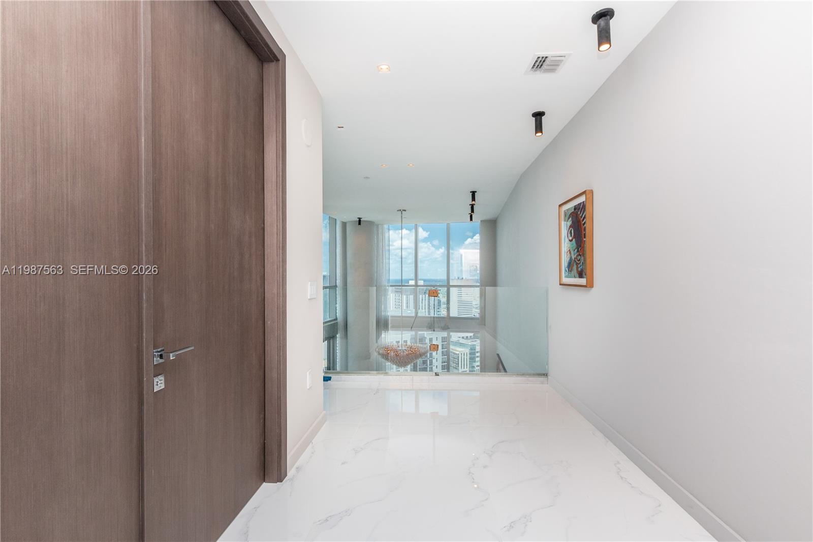 851 NE 1st Ave #PH 4611, Miami FL 33132
