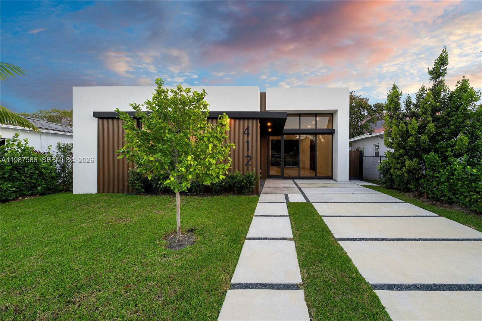 412 NW 47th St, Miami FL 33127