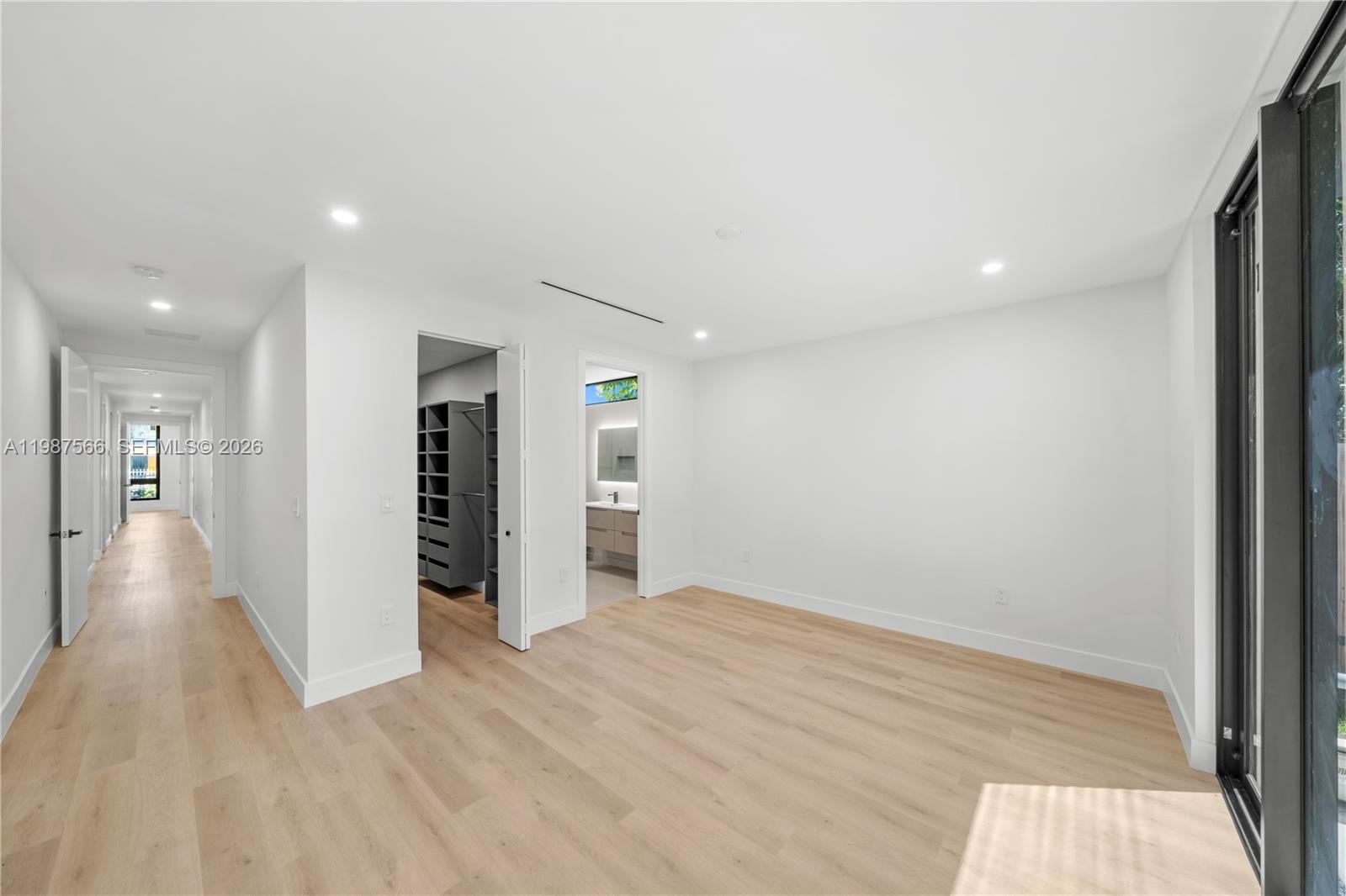 412 NW 47th St, Miami FL 33127