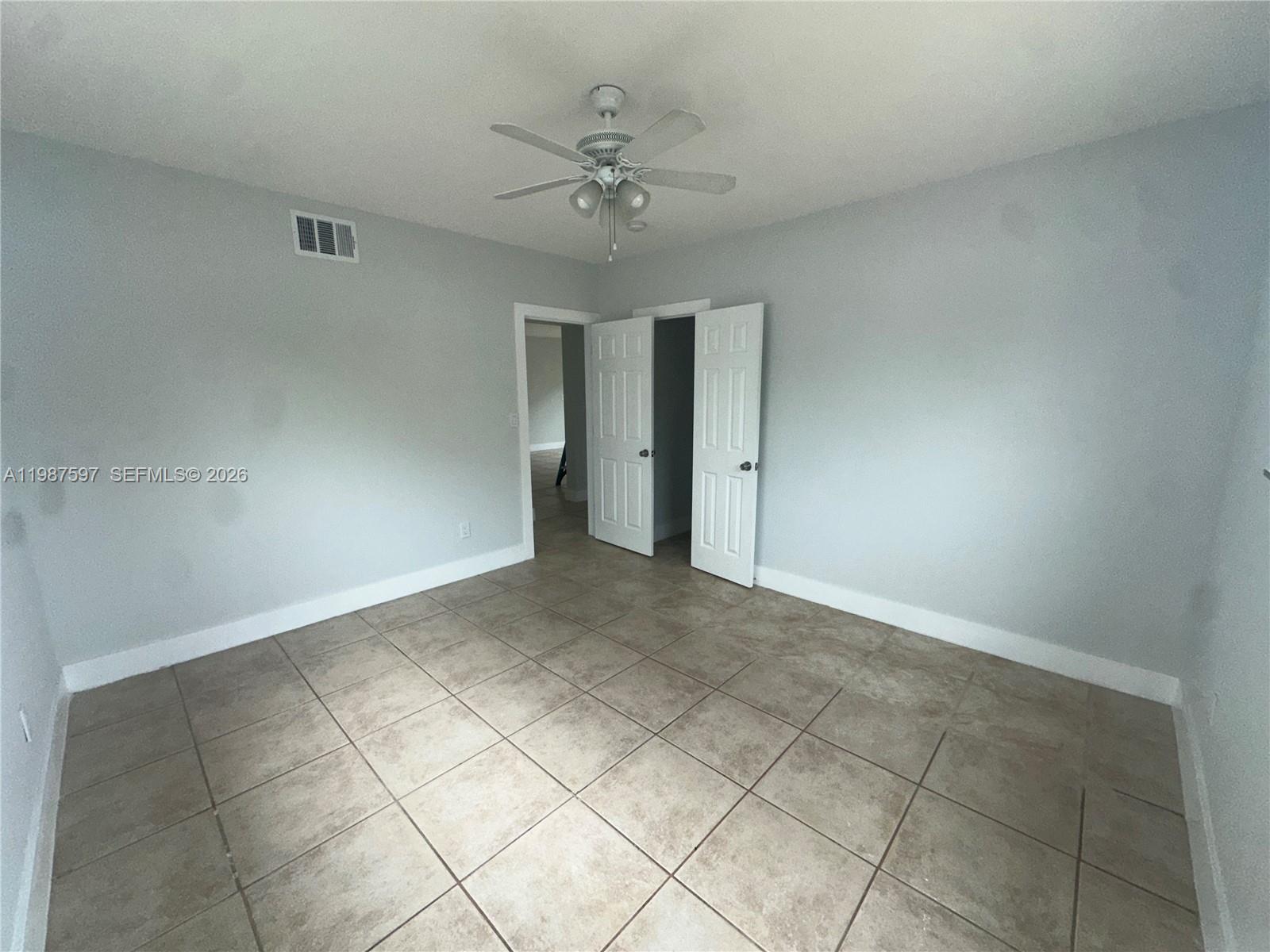 8125 Hawthorne Ave #1, Miami Beach FL 33141