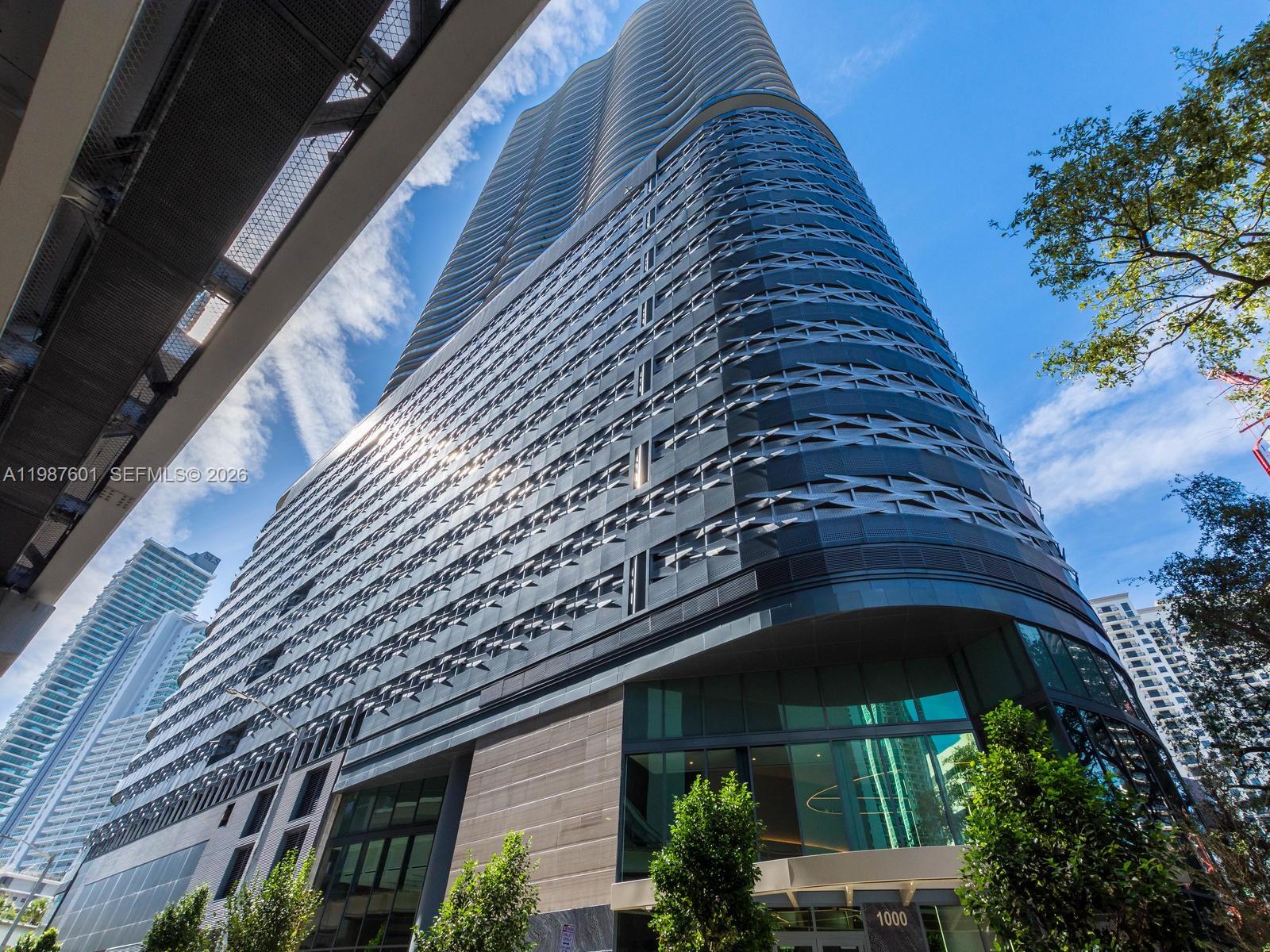 1000 Brickell Plz #4104, Miami FL 33131