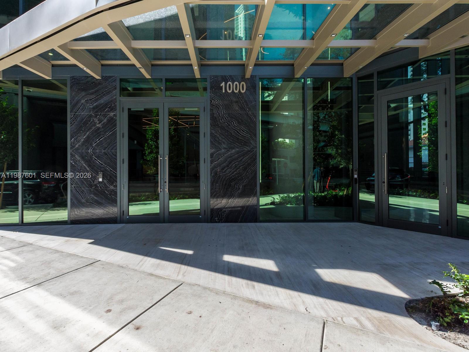 1000 Brickell Plz #4104, Miami FL 33131
