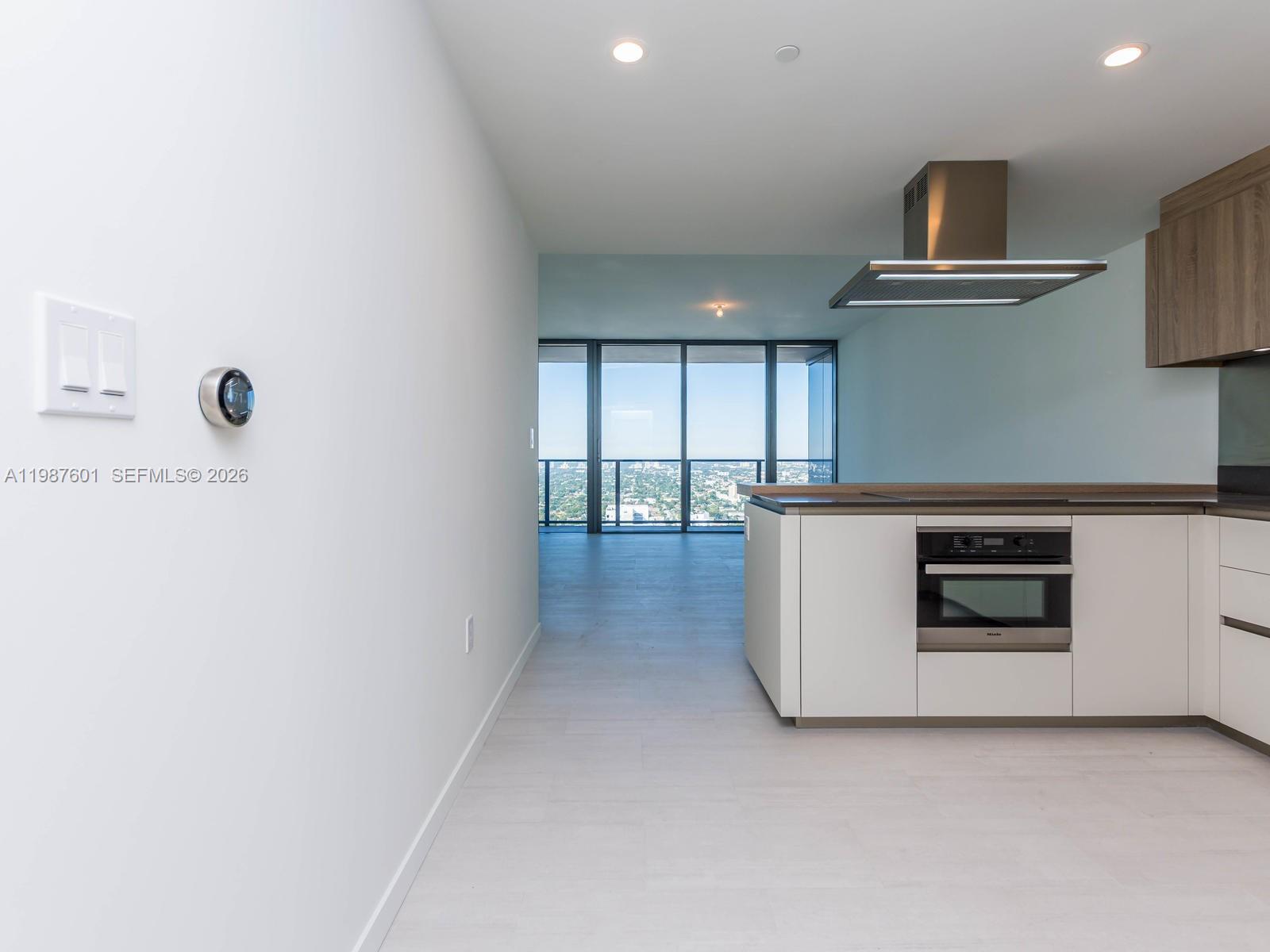 1000 Brickell Plz #4104, Miami FL 33131