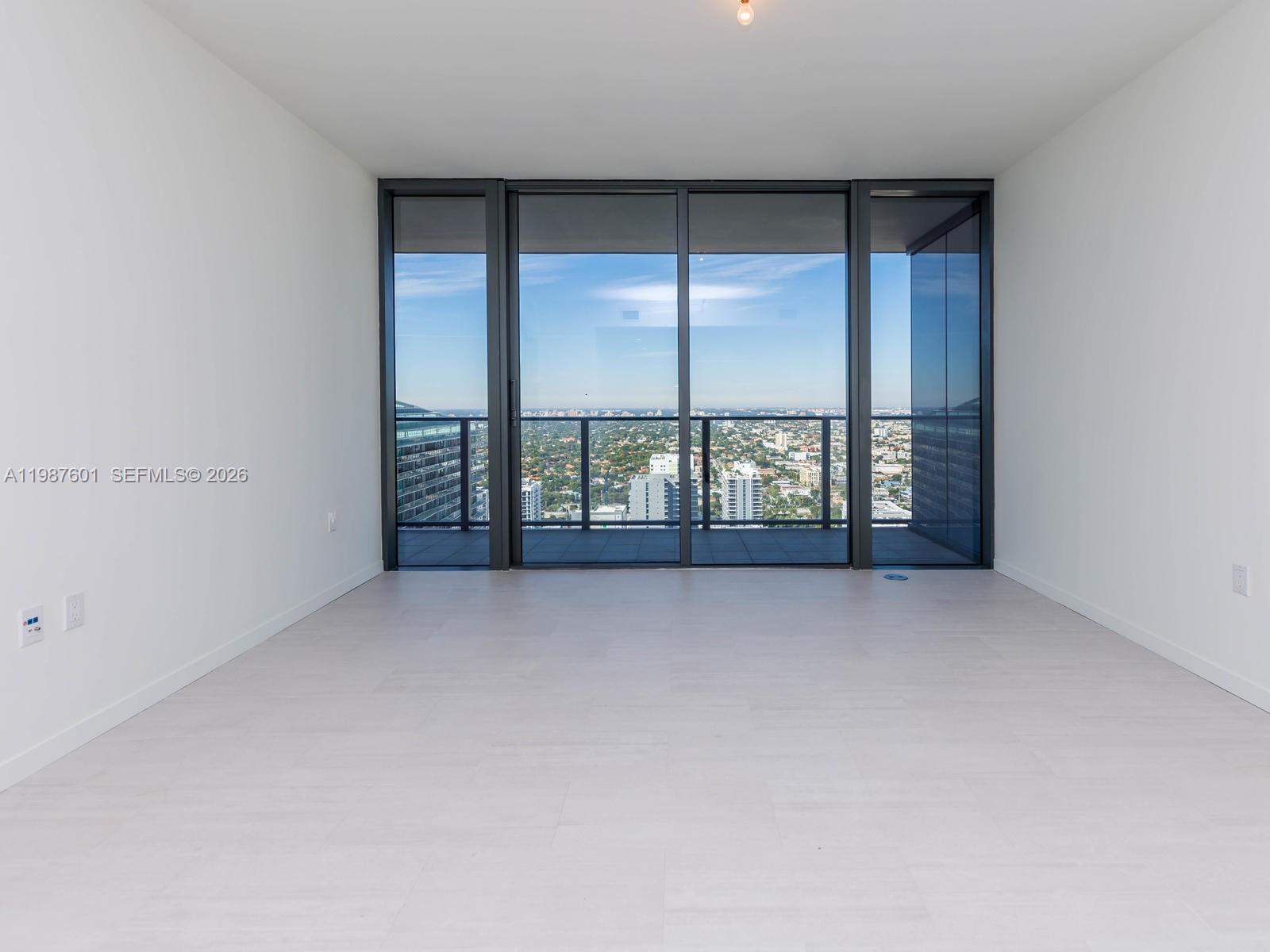 1000 Brickell Plz #4104, Miami FL 33131