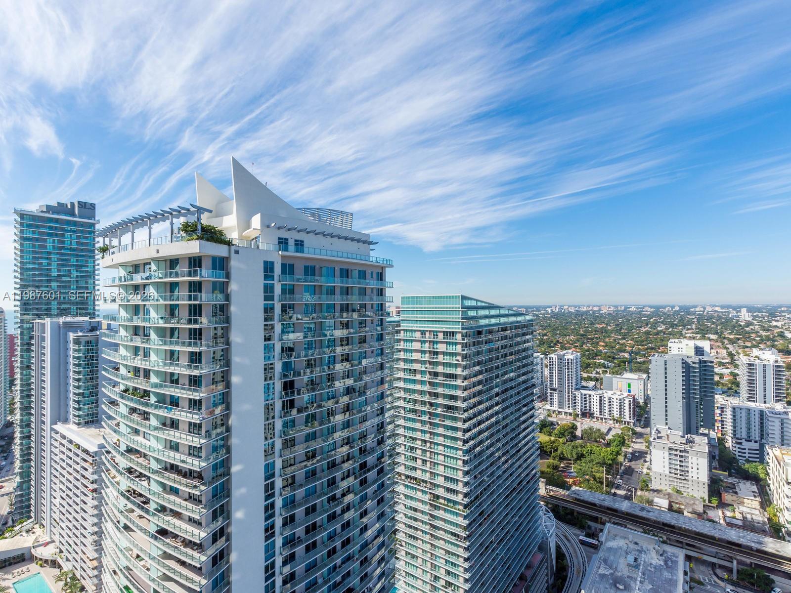 1000 Brickell Plz #4104, Miami FL 33131