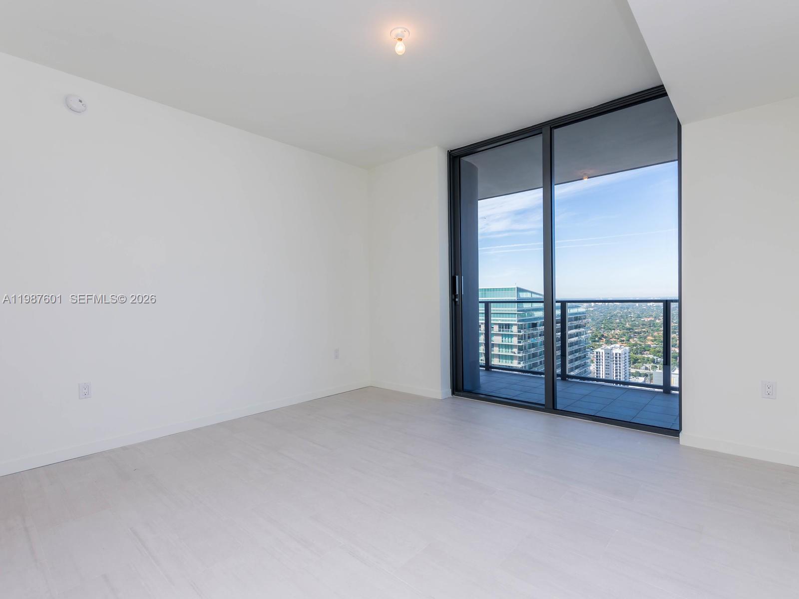 1000 Brickell Plz #4104, Miami FL 33131