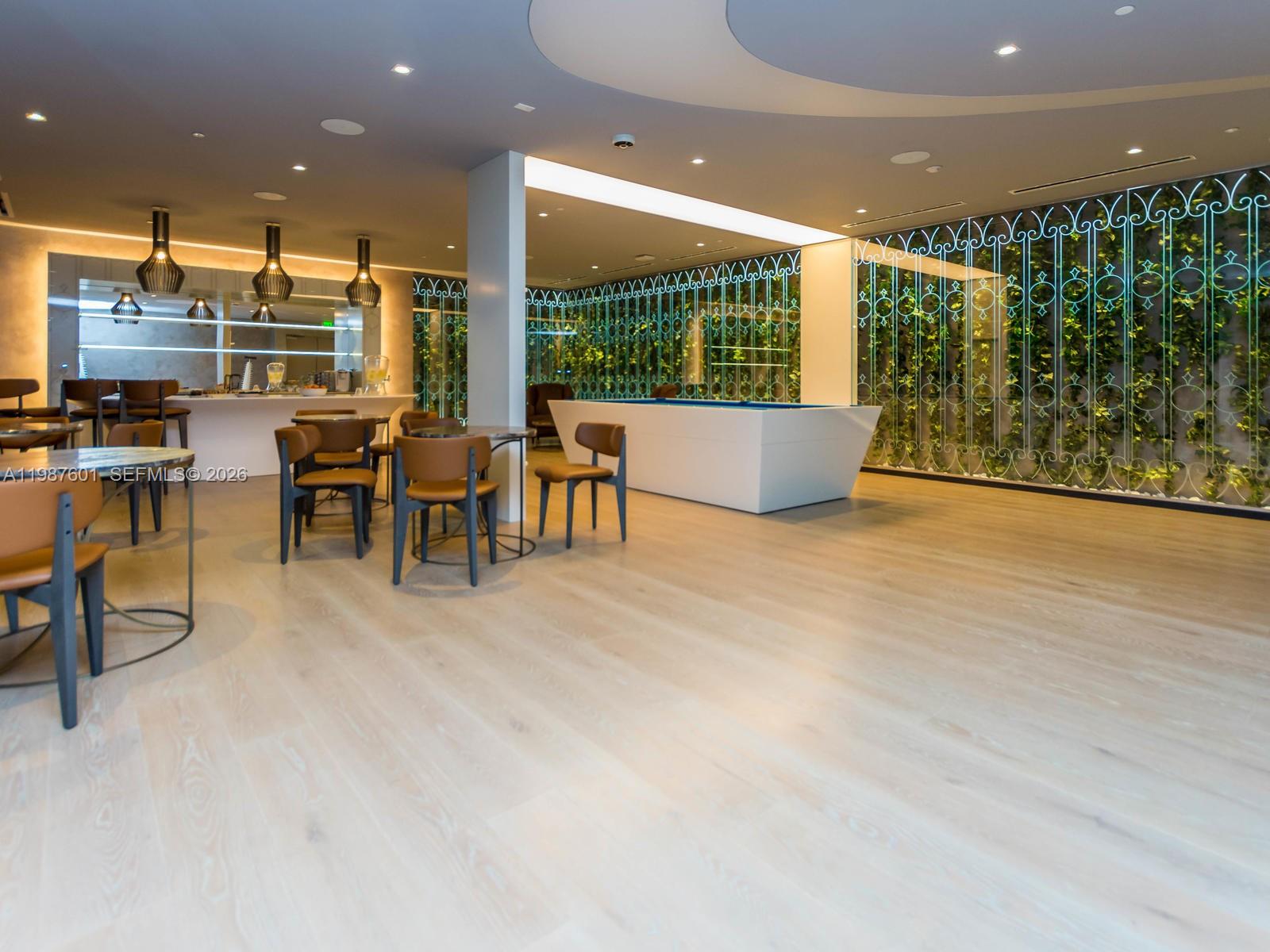 1000 Brickell Plz #4104, Miami FL 33131